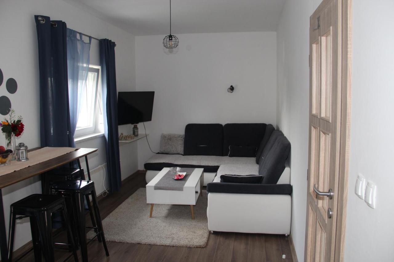 Apartamento Apartman Ana Livno - Biker Friendly Exterior foto